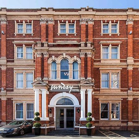 Exeter Rougemont Hotel By Sunday Exterior foto
